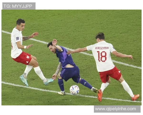 日本与波兰足球赛前瞻分析谁将率先开球