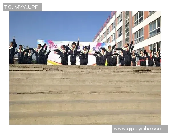 喀什市小学足球比赛精彩直播展现年轻球员风采与团队精神